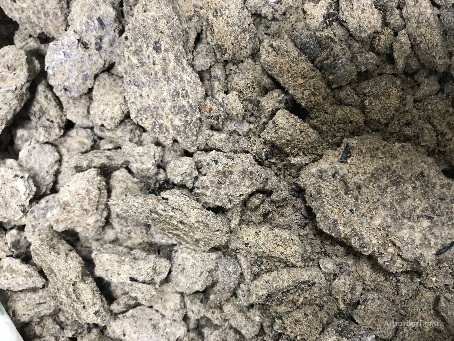 Sunflower meal — high-protein animal feed, byproduct of sunflower oil extraction, Russia origin, FOB Novorossiysk